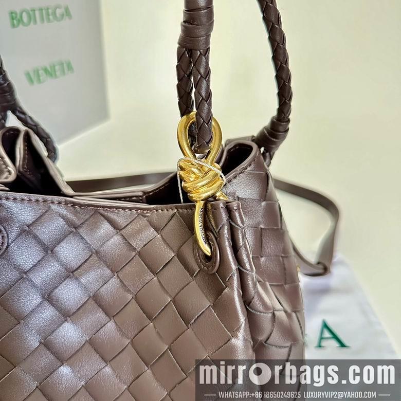 Bottega Veneta Replica Bags Parachute 211 16.5X21X17cm XMY 2