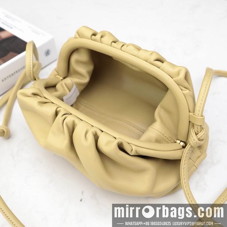 Bottega Veneta Replica Bags 9032 23x13x8 cm dl18