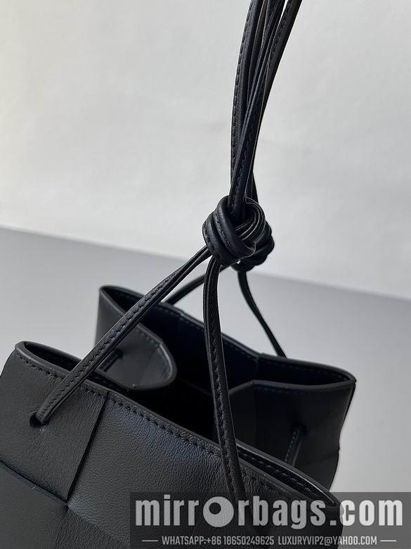 Bottega Veneta Replica Bags 680218 18x14x14cm BG 2
