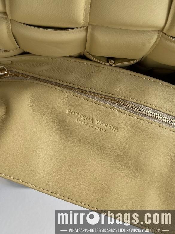 Bottega Veneta Replica Bags 70094 26x18x8cm BG 8