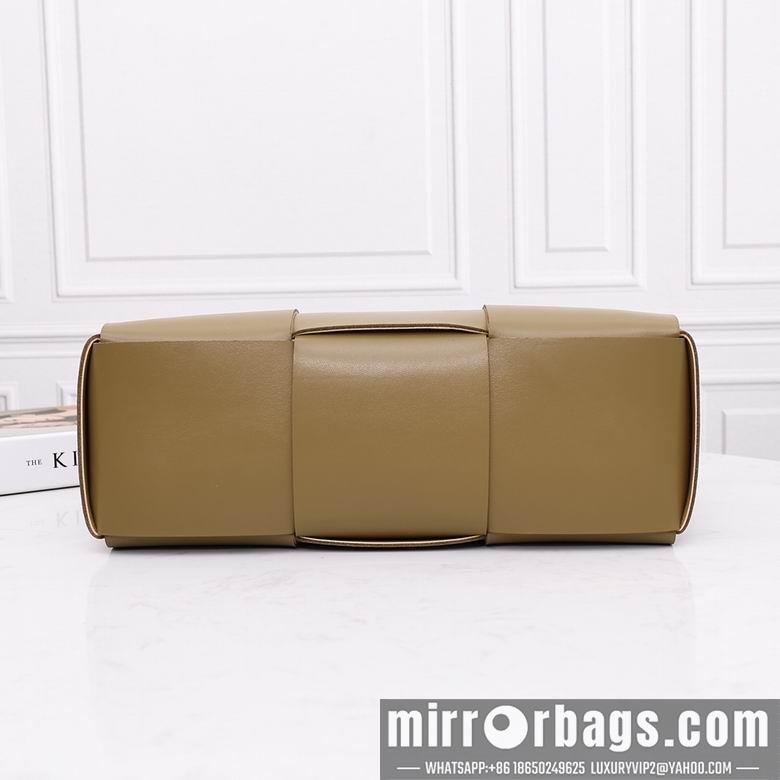 Bottega Veneta Replica Bags AD2218A 36X22X12