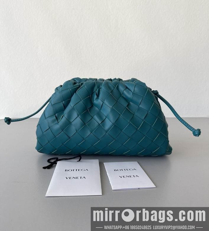 Bottega Veneta Replica Bags pouch 22x12x7cm BG 8