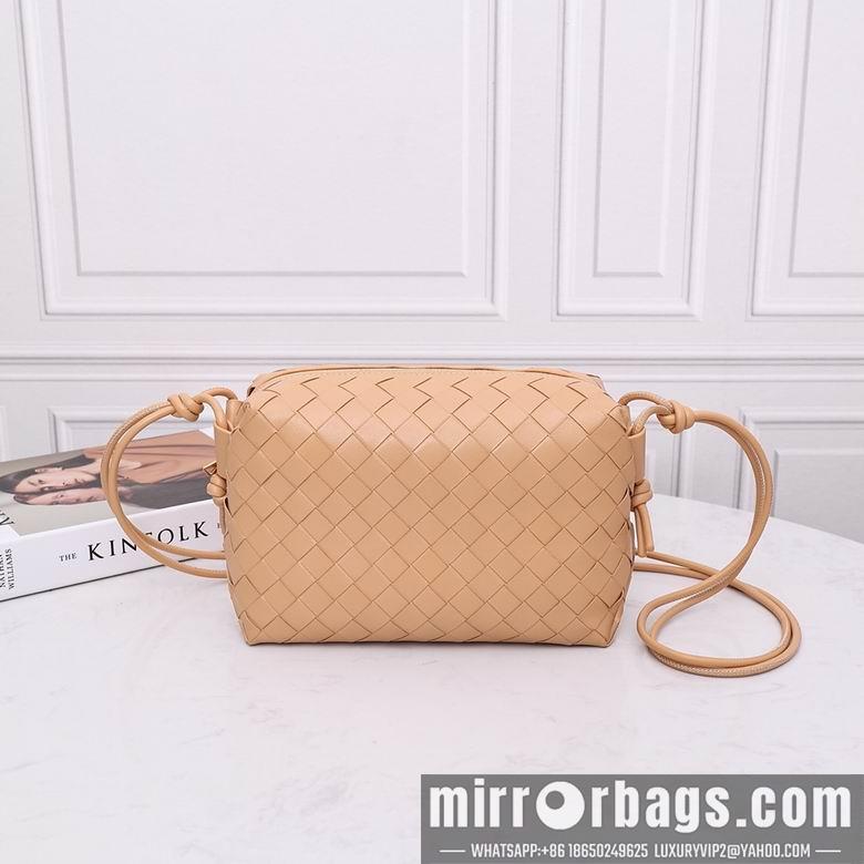 Bottega Veneta Replica Bags AD8810A#59 22X15X8