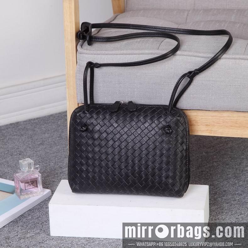 Bottega Veneta Replica Bags 25x19x5 cm dl
