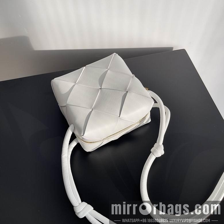 Bottega Veneta Replica Bags 701915 14x14x7cm BG 5