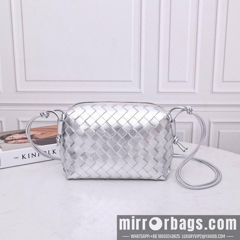 Bottega Veneta Replica Bags 8810A 22X15X8cm EL-1