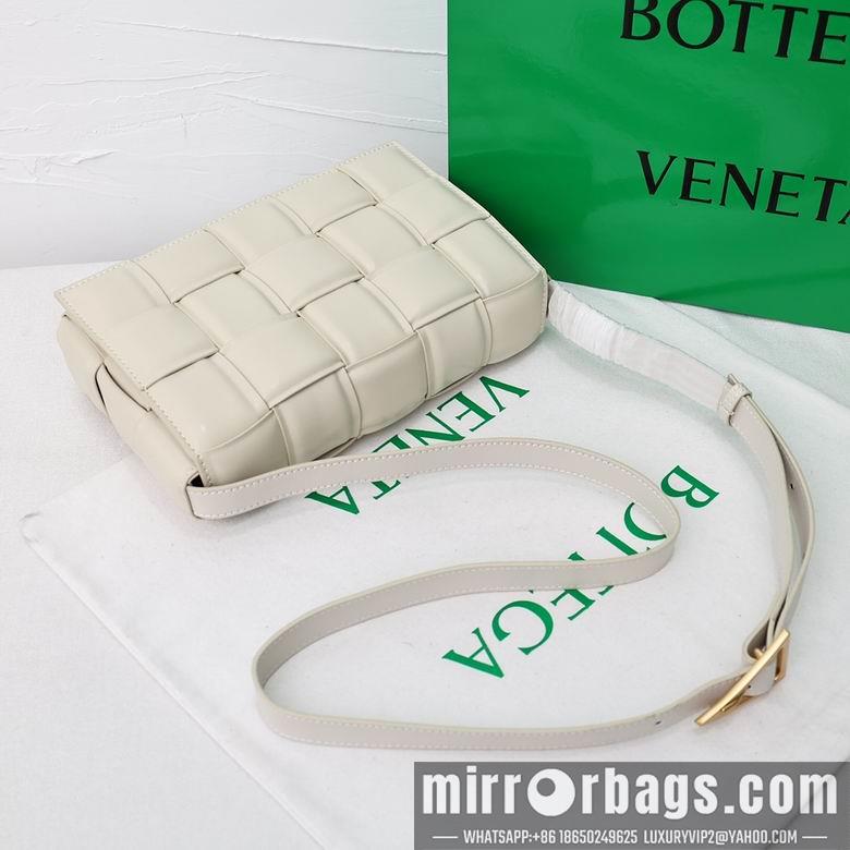 Bottega Veneta Replica Bags 3032 26X8X18cm XMY 9