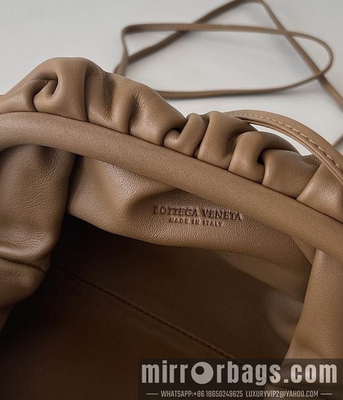 Bottega Veneta Replica Bags Pouch 23x13x5cm BG 15