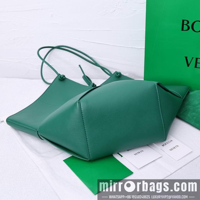 Bottega Veneta Replica Bags 6006 17X48X34X12cm XMY 4