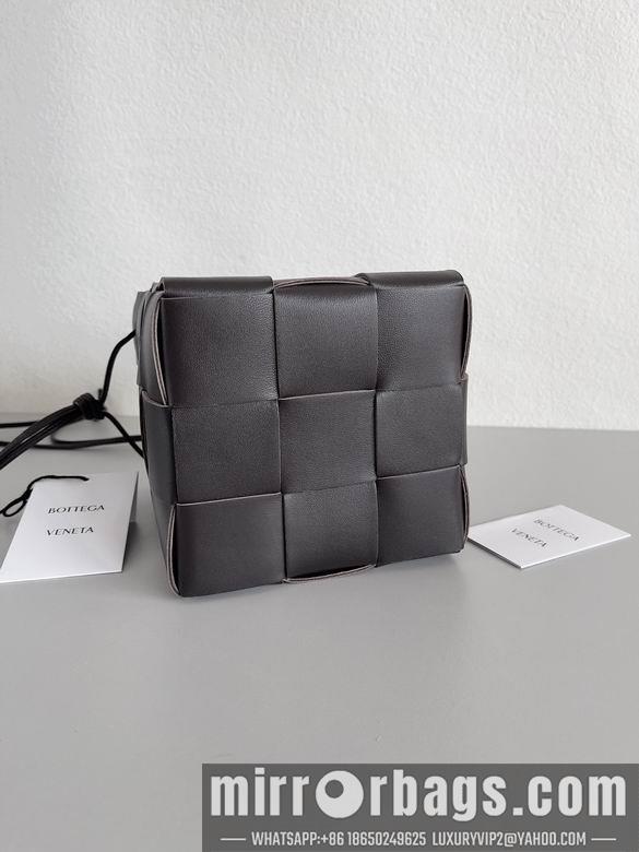 Bottega Veneta Replica Bags 680218 18x14x14cm BG 3