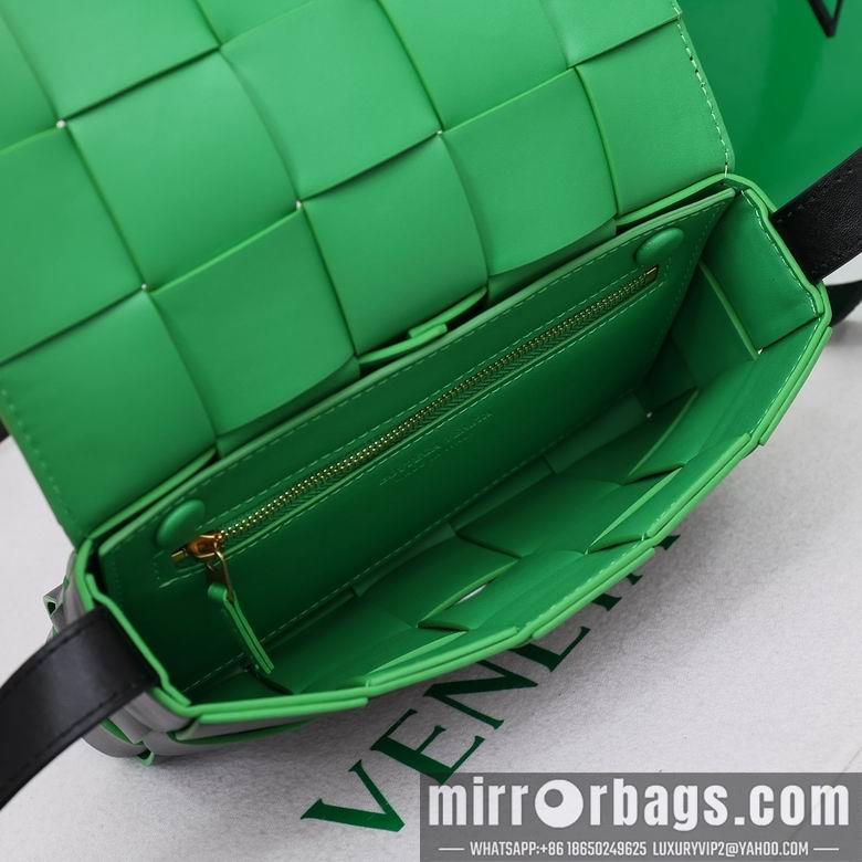 Bottega Veneta Replica Bags Cassette 3029 23X15X5.5cm XMY 12