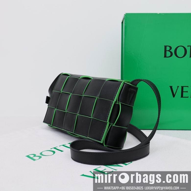 Bottega Veneta Replica Bags Cassette 3029 23X15X5.5cm XMY 12