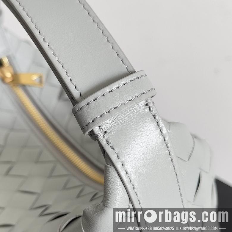 Bottega Veneta Replica Bags 754443 22X13X9cm YG 4