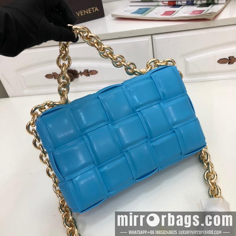 Bottega Veneta Replica Bags padded cassette 9942 26cm JY 8
