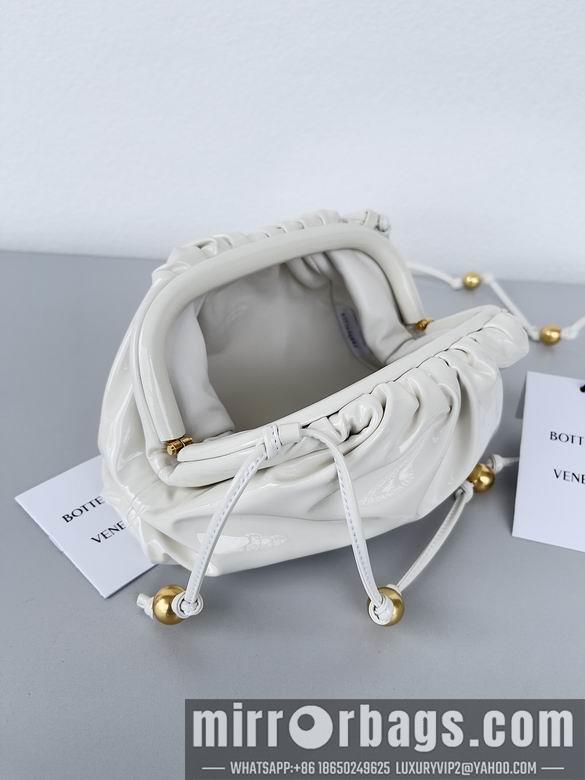 Bottega Veneta Replica Bags Pouch 23x13x5cm BG 1