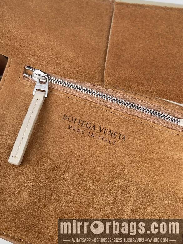 Bottega Veneta Replica Bags Arco 20x20x9cm BG 2