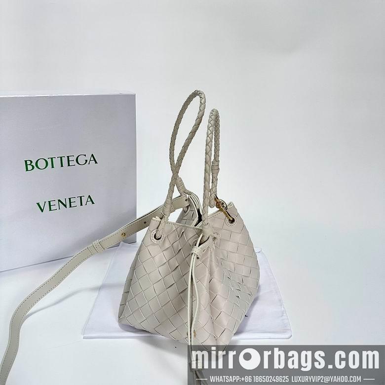 Bottega Veneta Replica Bags Parachute 211 16.5X21X17cm XMY 5