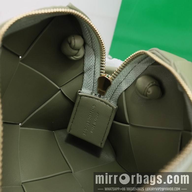 Bottega Veneta Replica Bags 002 14X22X7cm XMY 3