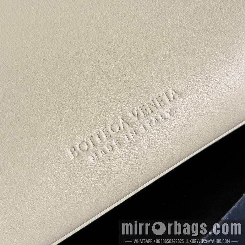 Bottega Veneta Replica Bags 810213 25X22X10.5cm EL 3colour
