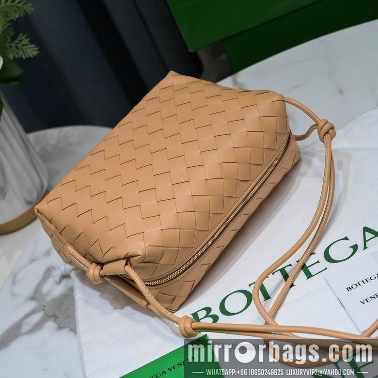 Bottega Veneta Replica Bags 6684 22x15x8cm DL 3