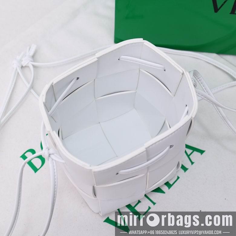 Bottega Veneta Replica Bags 8585 14X9X9cm YG 2