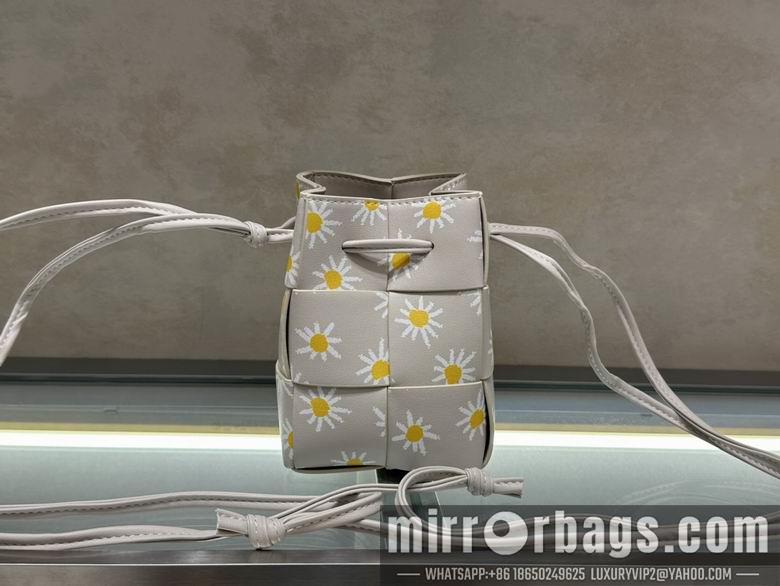Bottega Veneta Replica Bags 8821 13X13X20cm 8820 11X11X16cm JY 2colour