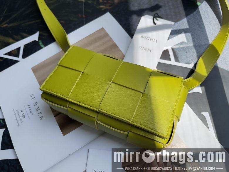 Bottega Veneta Replica Bags 639367 17.5x9.5x5cm BG