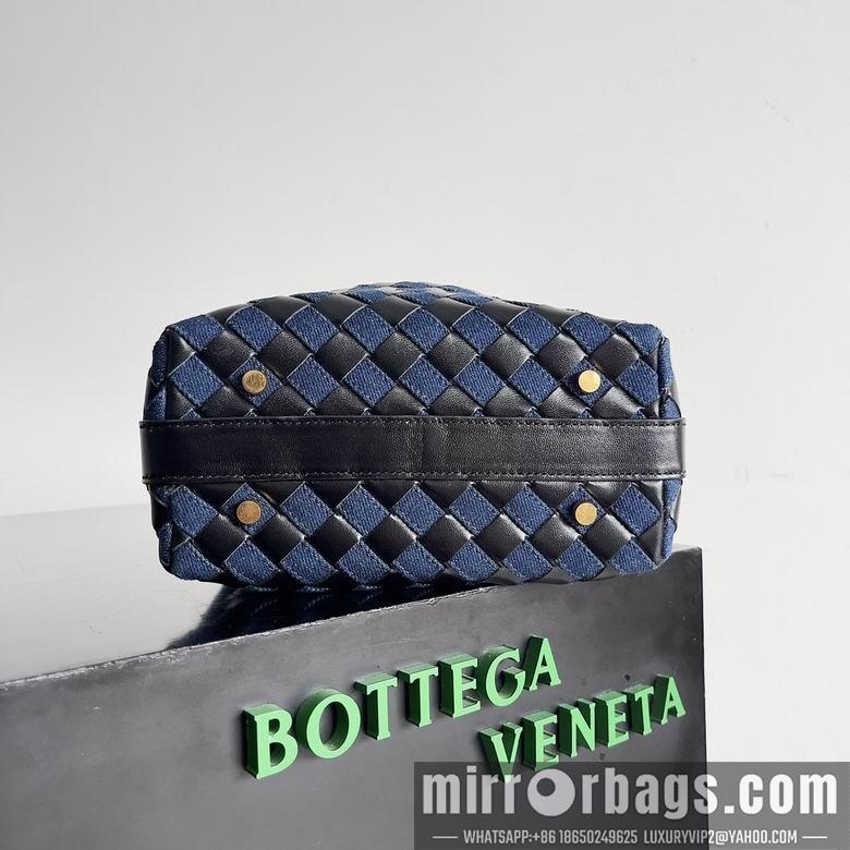 Bottega Veneta Replica Bags 796393 22X13X9cm