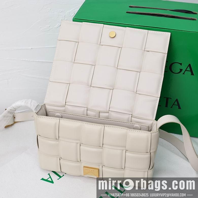 Bottega Veneta Replica Bags 3032 26X8X18cm XMY 9
