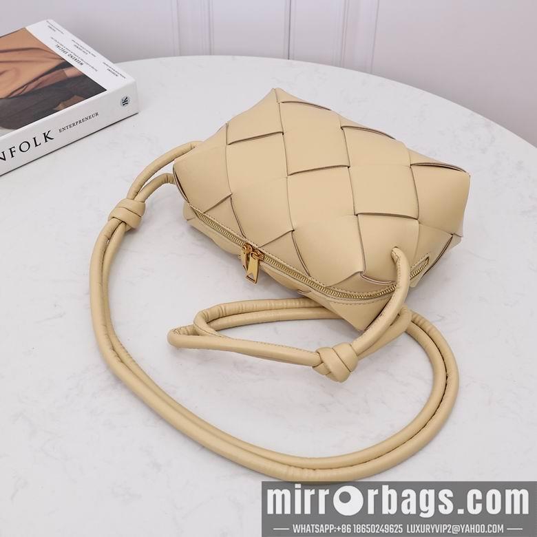 Bottega Veneta Replica Bags 2240-1 22X14.5X7.5cm EL 8