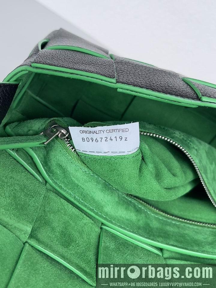 Bottega Veneta Replica Bags BV cassette 578004 23x15x6cm CN
