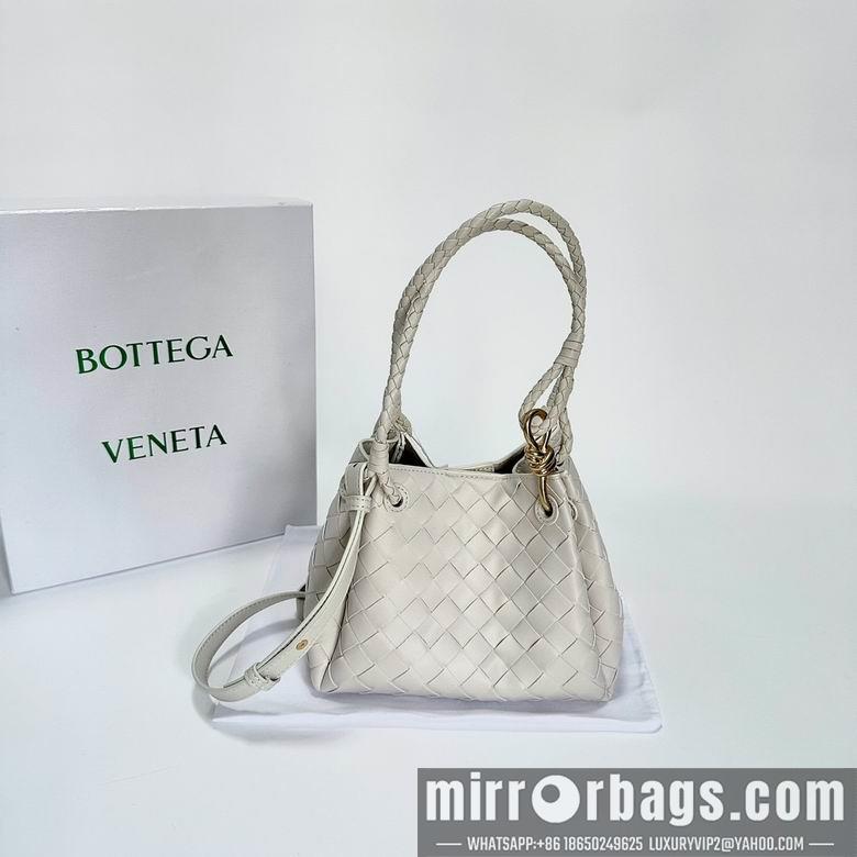 Bottega Veneta Replica Bags Parachute 211 16.5X21X17cm XMY 5