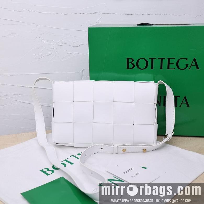 Bottega Veneta Replica Bags Cassette 3030 26X8X18cm XMY 1