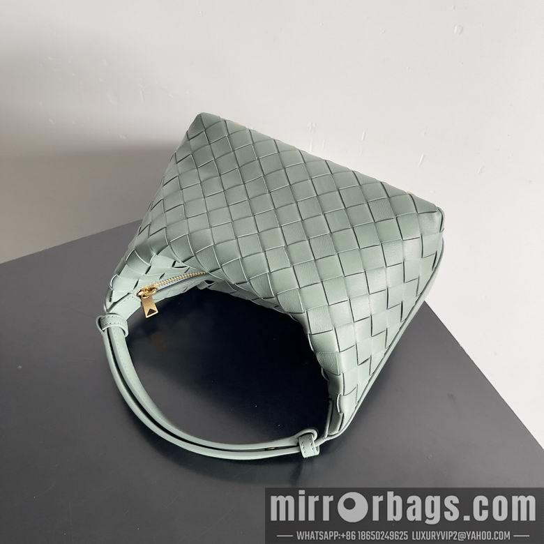 Bottega Veneta Replica Bags 754443 22X13X9cm YG 14