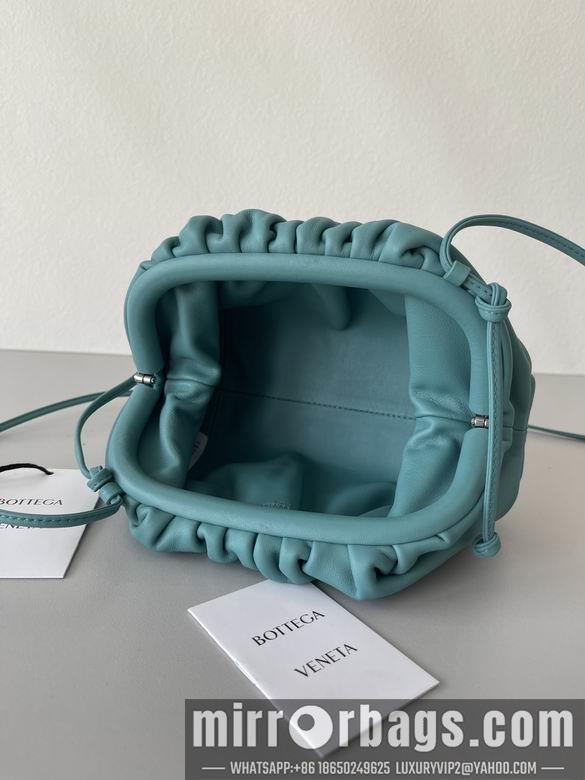 Bottega Veneta Replica Bags Pouch 23x13x5cm BG 20