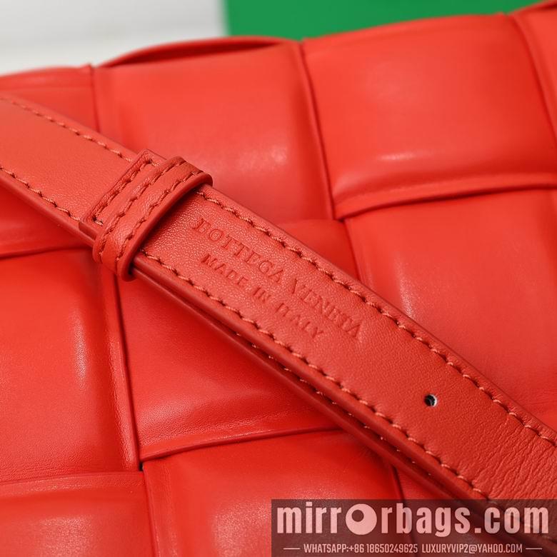 Bottega Veneta Replica Bags 3032 26X8X18cm XMY 12