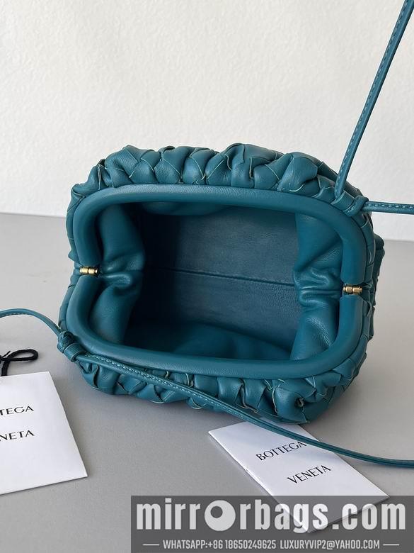 Bottega Veneta Replica Bags pouch 22x12x7cm BG 8
