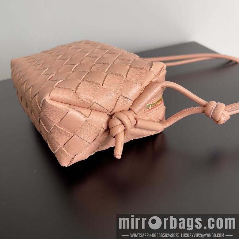 Bottega Veneta Replica Bags Loop 680254 17x10x6cm BG 3