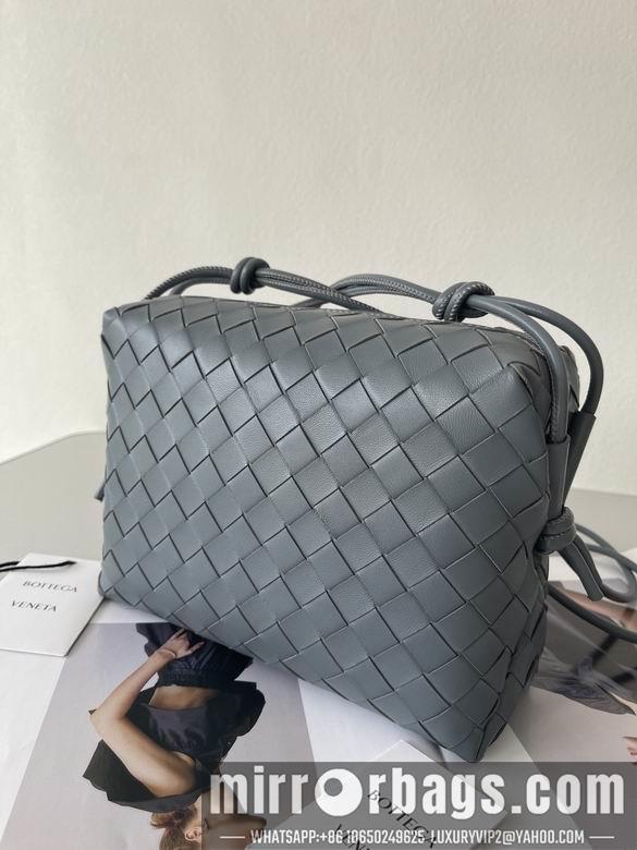 Bottega Veneta Replica Bags 666689 22x15x8cm BG