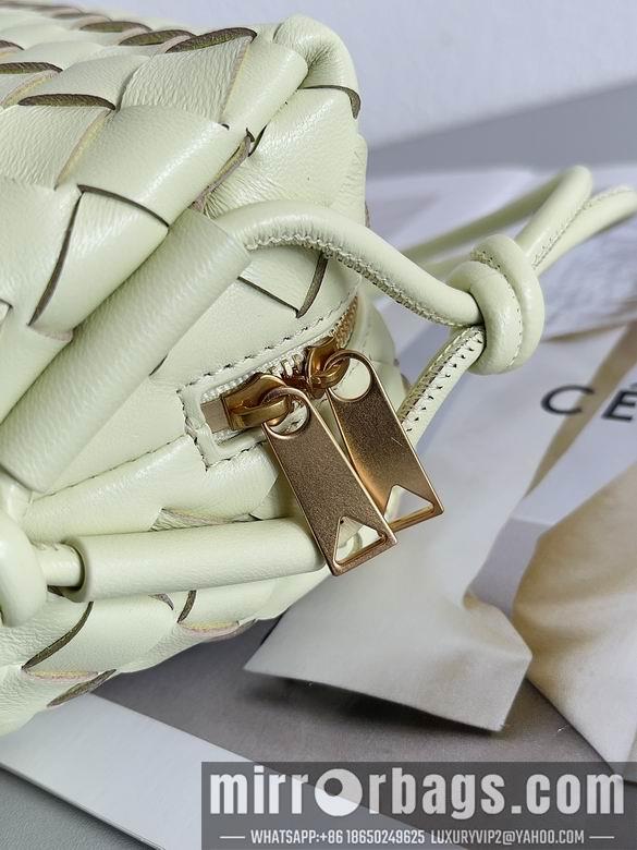 Bottega Veneta Replica Bags 680255 25x15x8cm BG 2