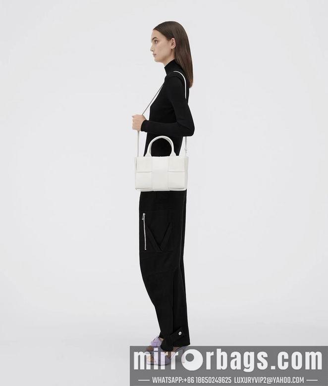 Bottega Veneta Replica Bags 2236 25X16X8cm EL 15