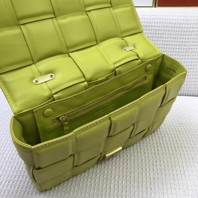 Bottega Veneta Replica Bags padded cassette 9942 26cm JY 11