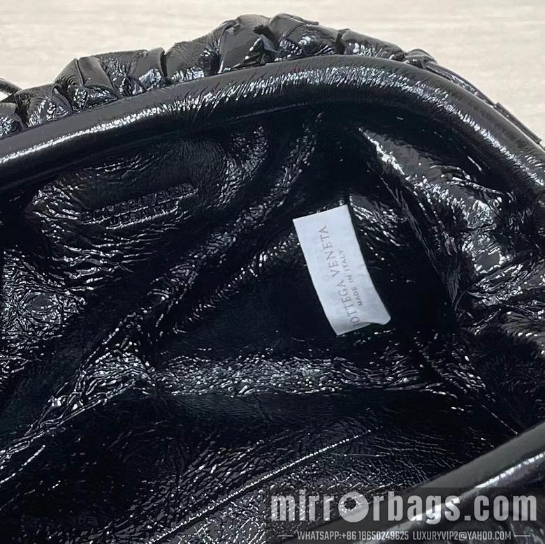Bottega Veneta Replica Bags BV Pouch DL 5
