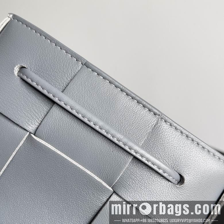 Bottega Veneta Replica Bags 680218 18x14x14cm BG 7
