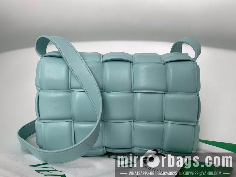 Bottega Veneta Replica Bags 70094 25x15x4cm BG