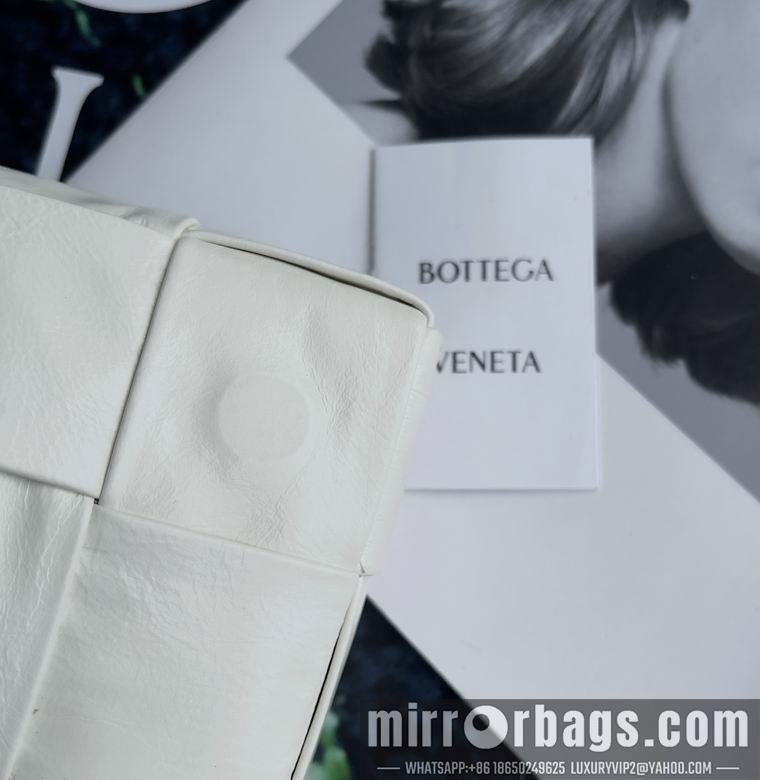 Bottega Veneta Replica Bags 651053 17.5x5x2.5cm BG