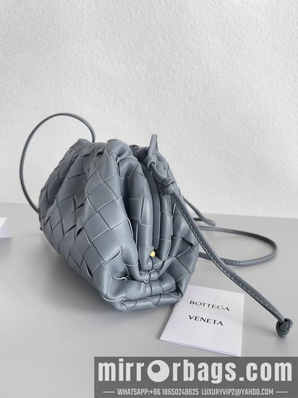 Bottega Veneta Replica Bags pouch 22x12x7cm BG 13