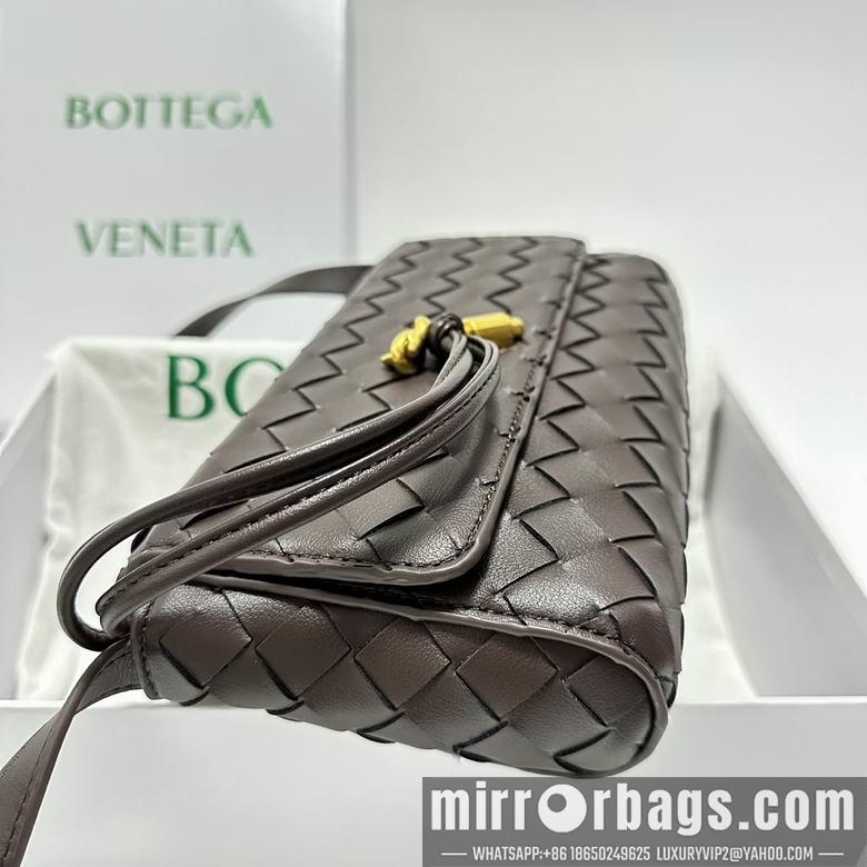 Bottega Veneta Replica Bags Andiamo 6335 13.5X21.5X4.5cm XMY 4