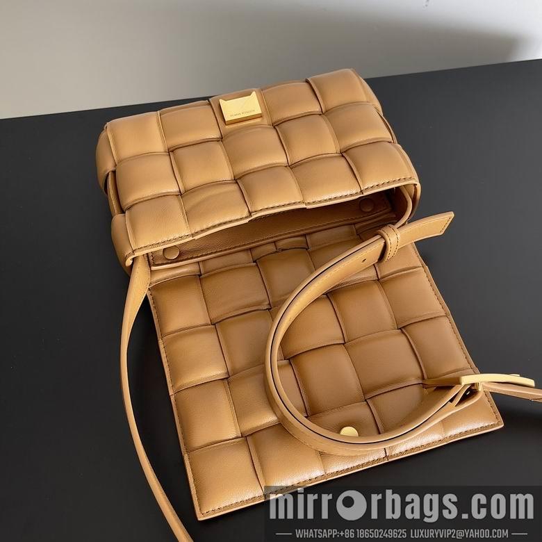 Bottega Veneta Replica Bags Padded 20x7x12.5cm BG 1