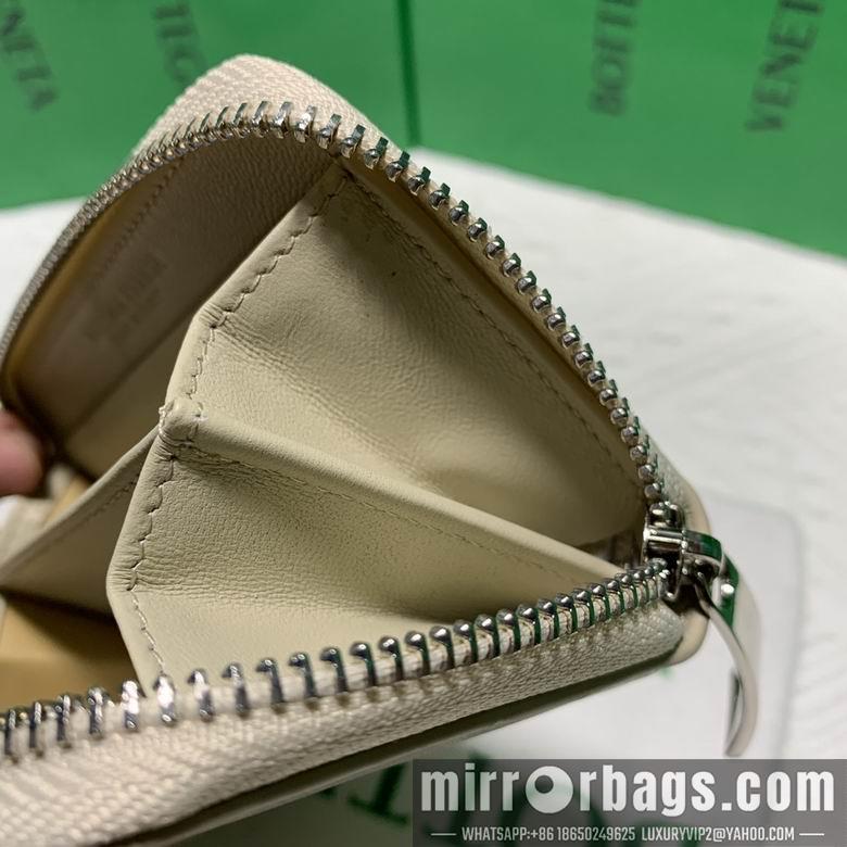 Bottega Veneta Replica Bags 2022A YG 5